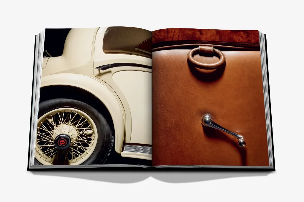VINTAGE_CARS_SPREAD_GREY_2.webp