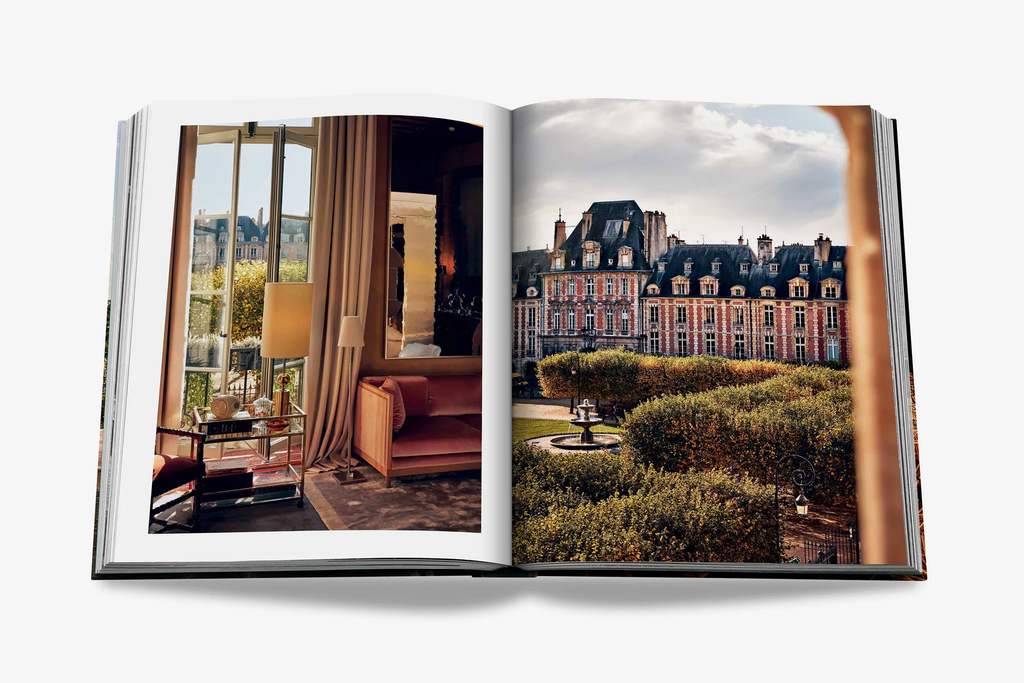 Paris-Chic-Spread_03.jpg.webp